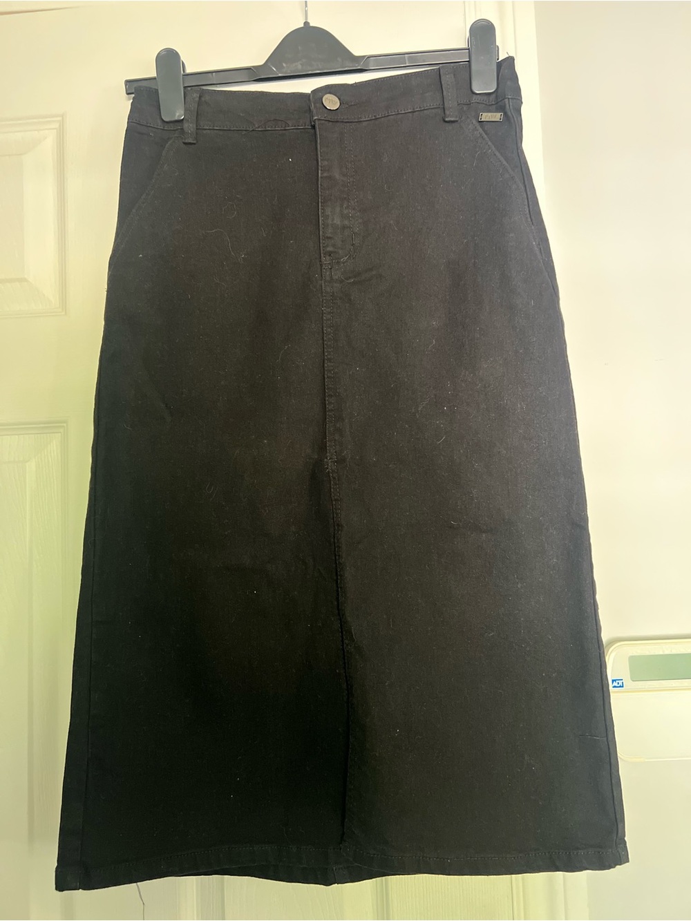 Mariloup Wolfe  Women's Midi Skirt